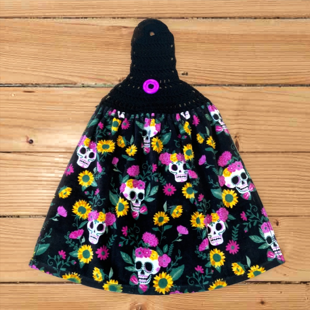 Halloween Skulls Crochet Top Towel